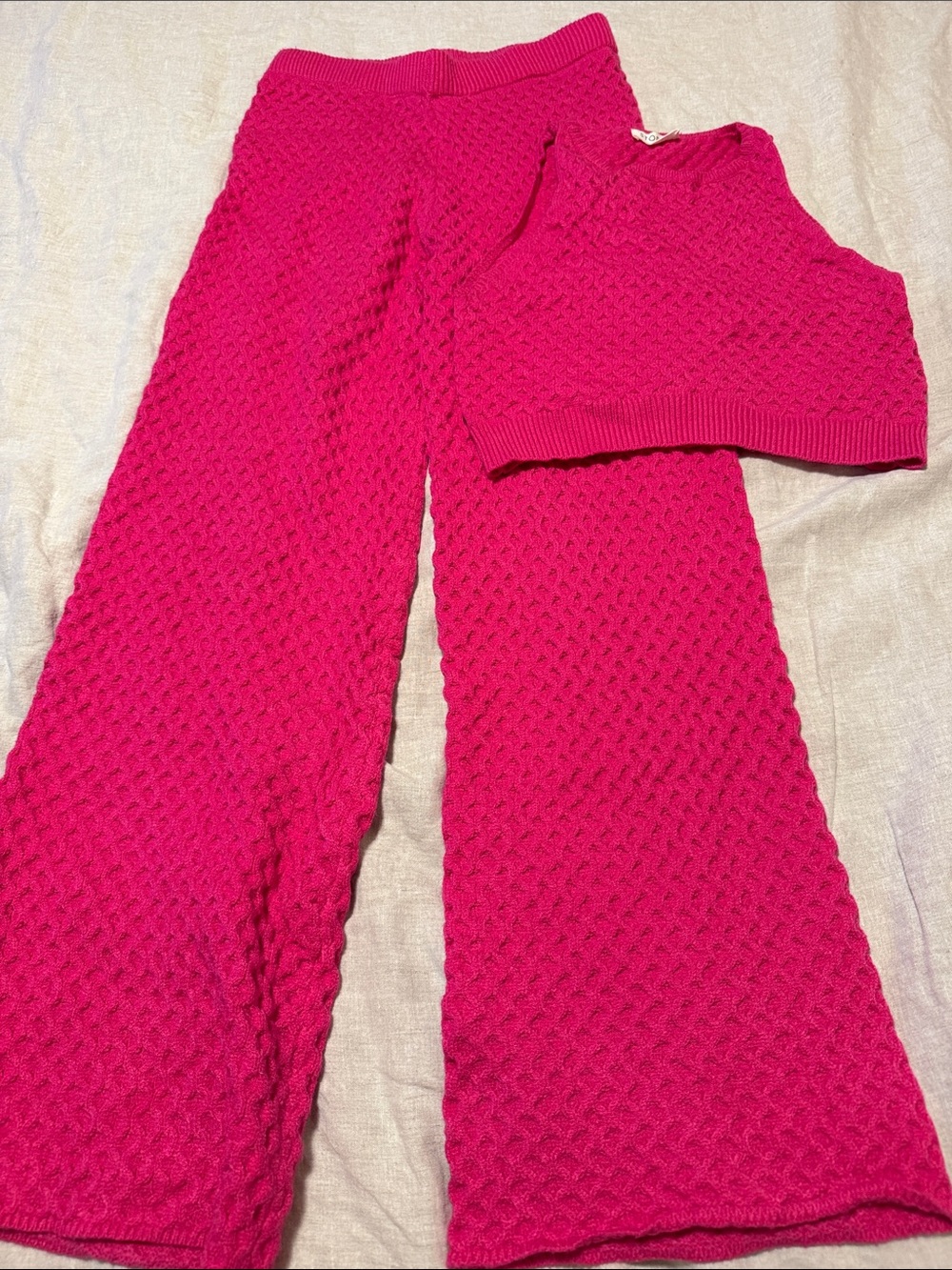 Storia Hot Pink Textured Wide Leg Pants & Cropped Tank Set